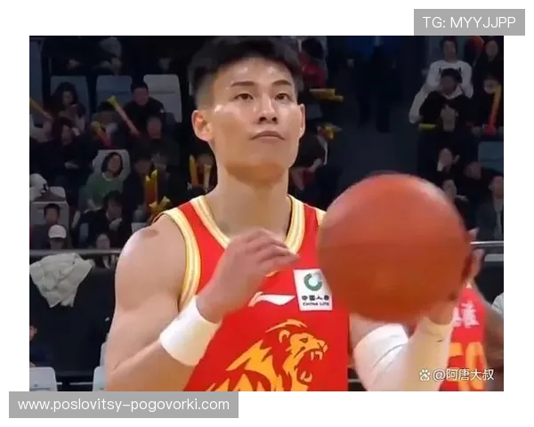 特里回撤出球主导防线组织，强强对话中对抗压制力为何显著提升？